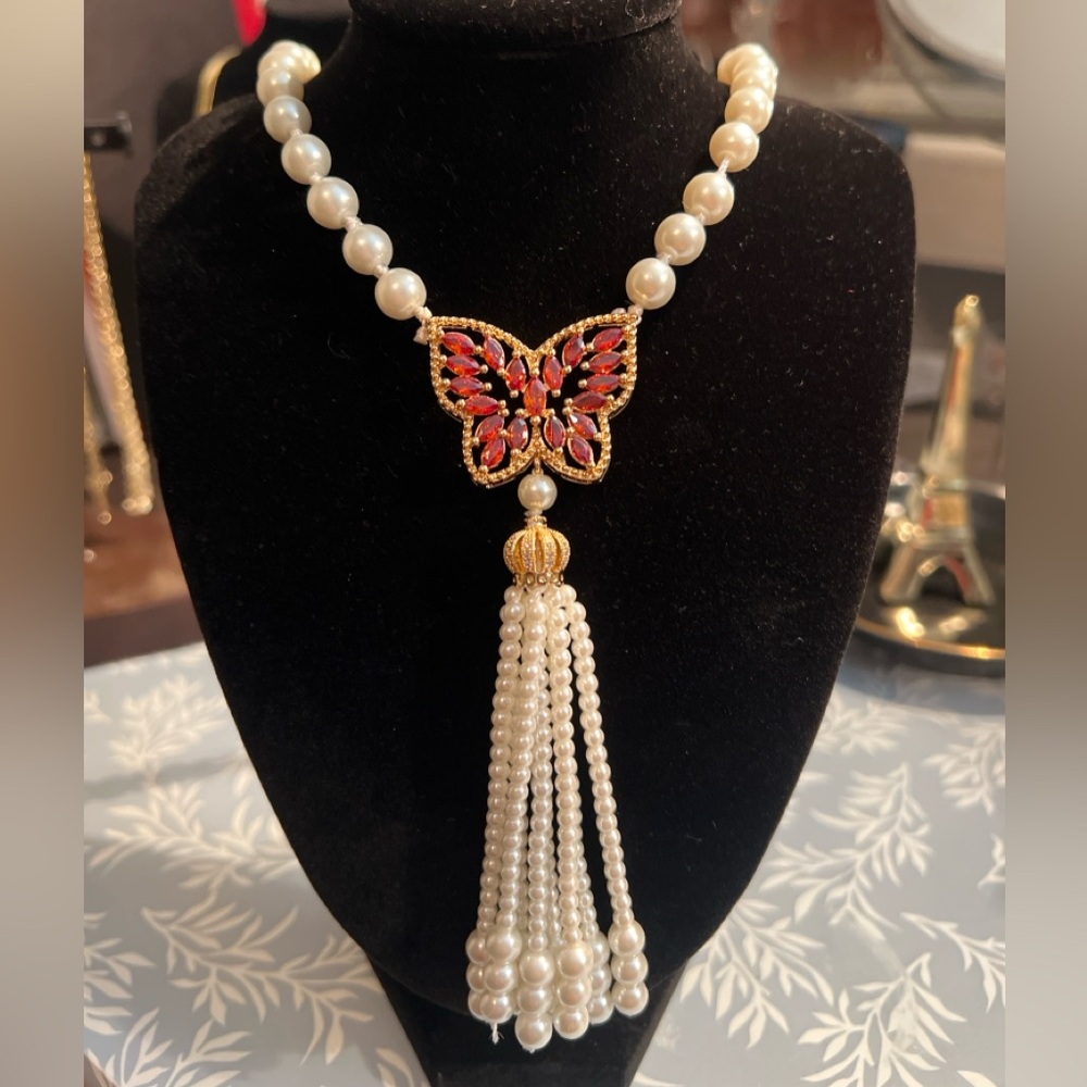 Elegant Faux Pearl Necklace w/ Red Butterfly Pendant & Tassel  Vintage Style - Picture 2 of 7